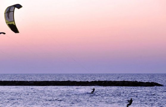Surfing in TLV